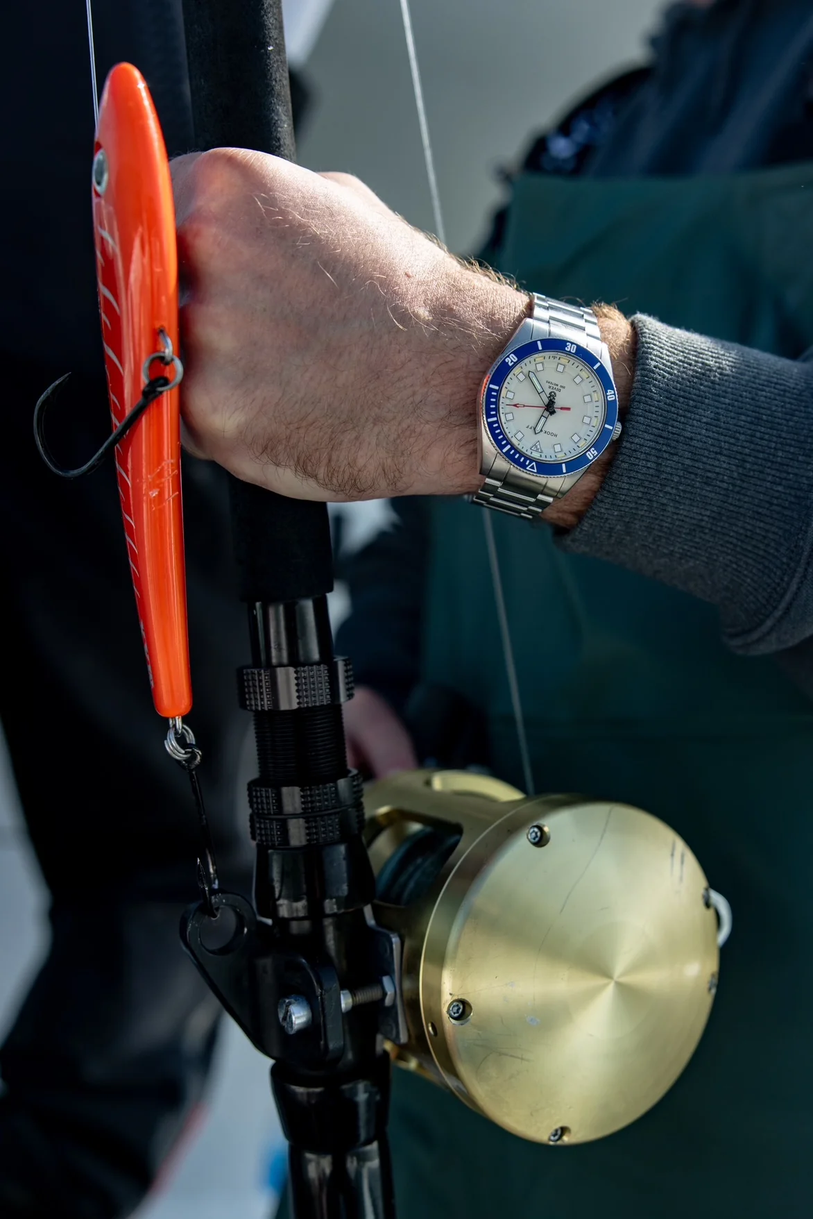 Diver Blue Bezel - Cream Dial - Image 3